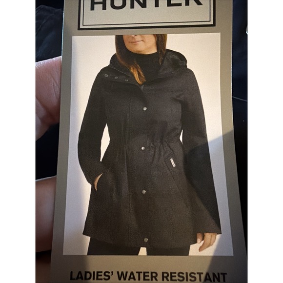 Hunter Brand Women's Water Resistant Black Jacket XXL - Picture 2 of 5